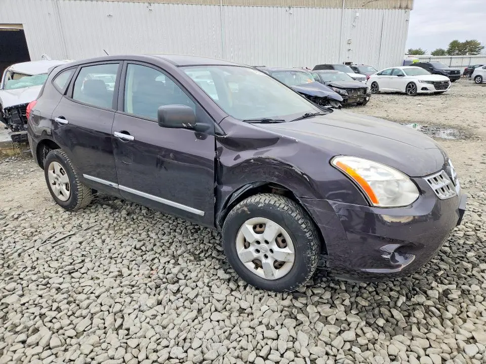 2013 NISSAN ROGUE S  