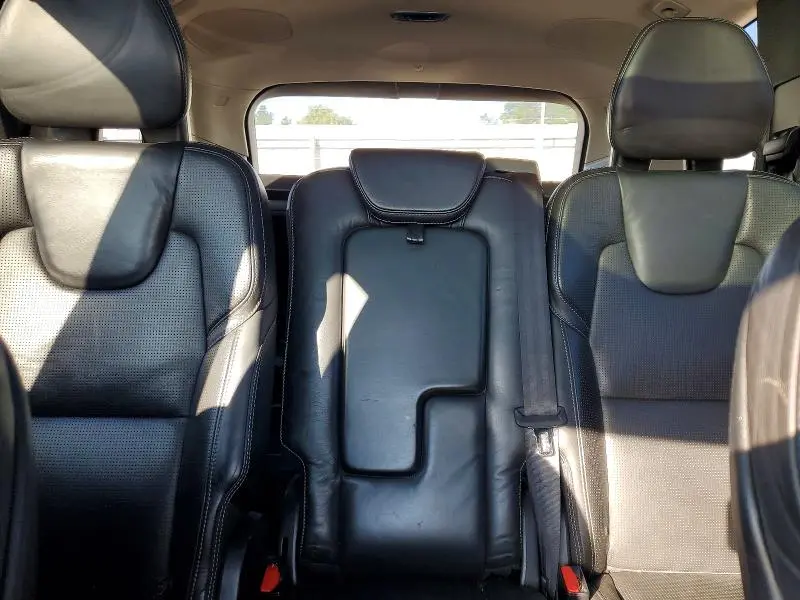 2016 VOLVO XC90 T6  
