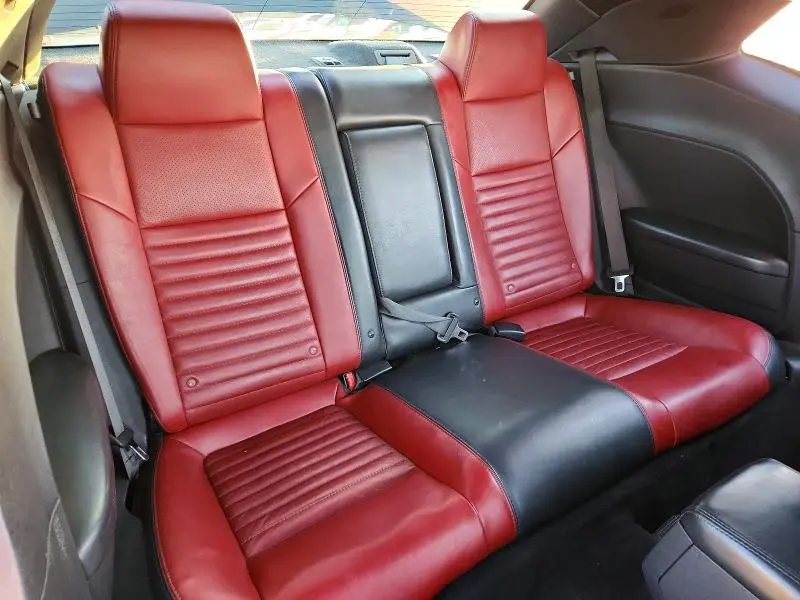 2013 DODGE CHALLENGER SXT  