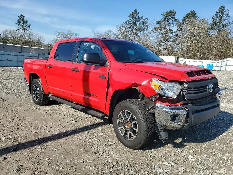2016 TOYOTA TUNDRA CREWMAX SR5  