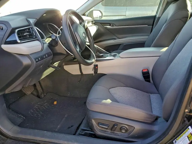 2022 TOYOTA CAMRY LE  