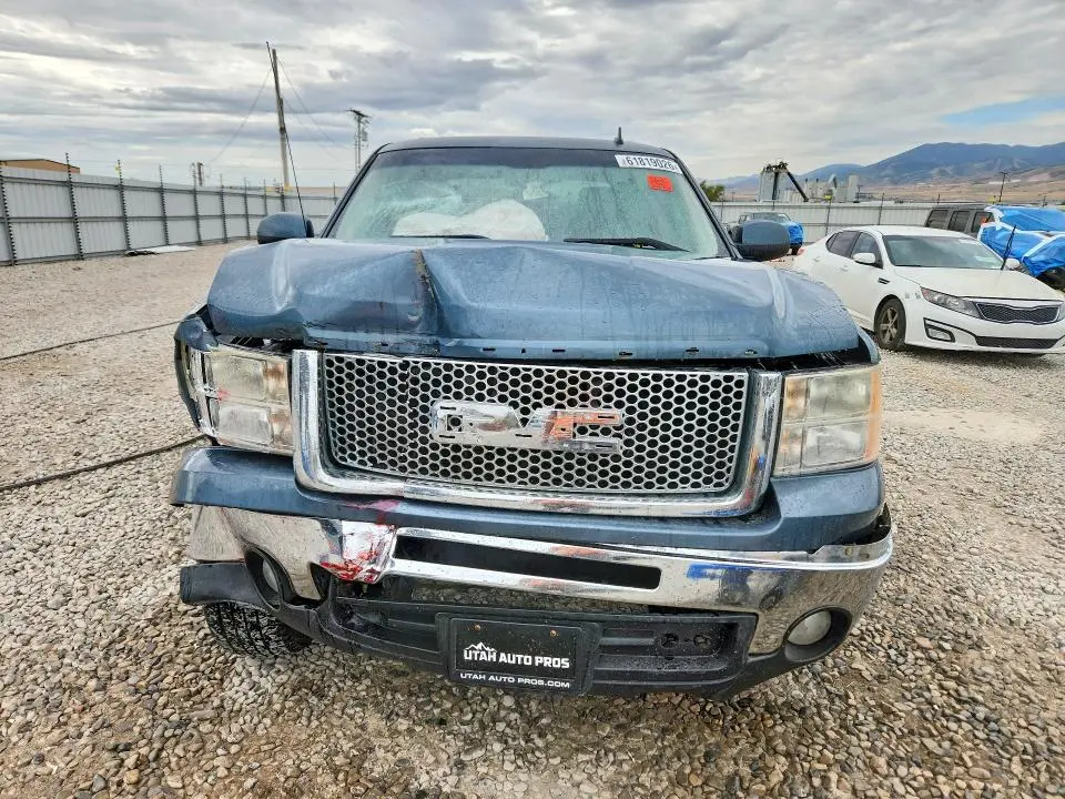 2013 GMC SIERRA C1500 SLT  