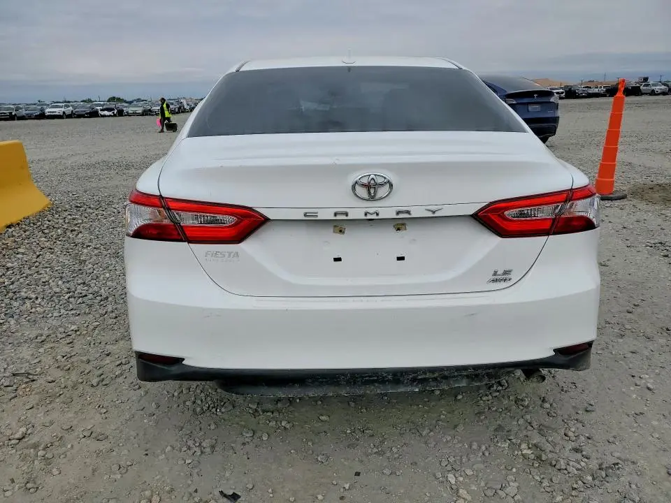 2020 TOYOTA CAMRY LE  