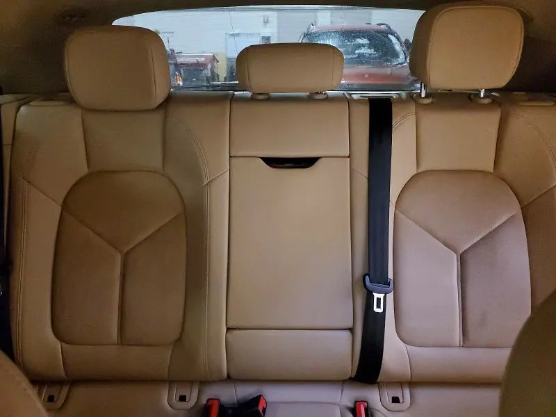 2015 PORSCHE MACAN S  