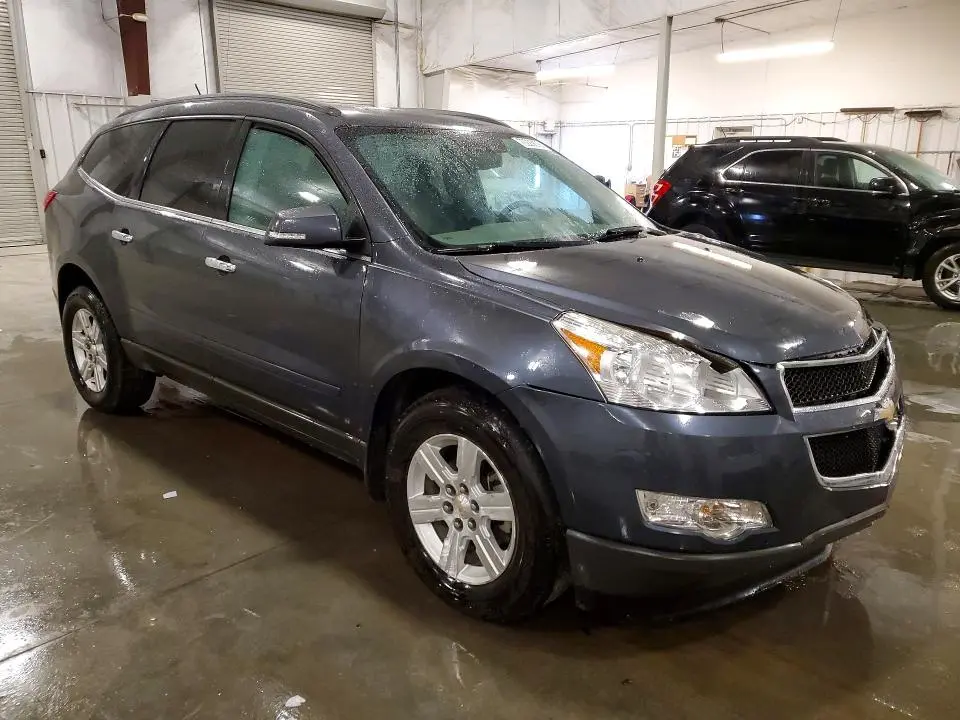 2011 CHEVROLET TRAVERSE LT  