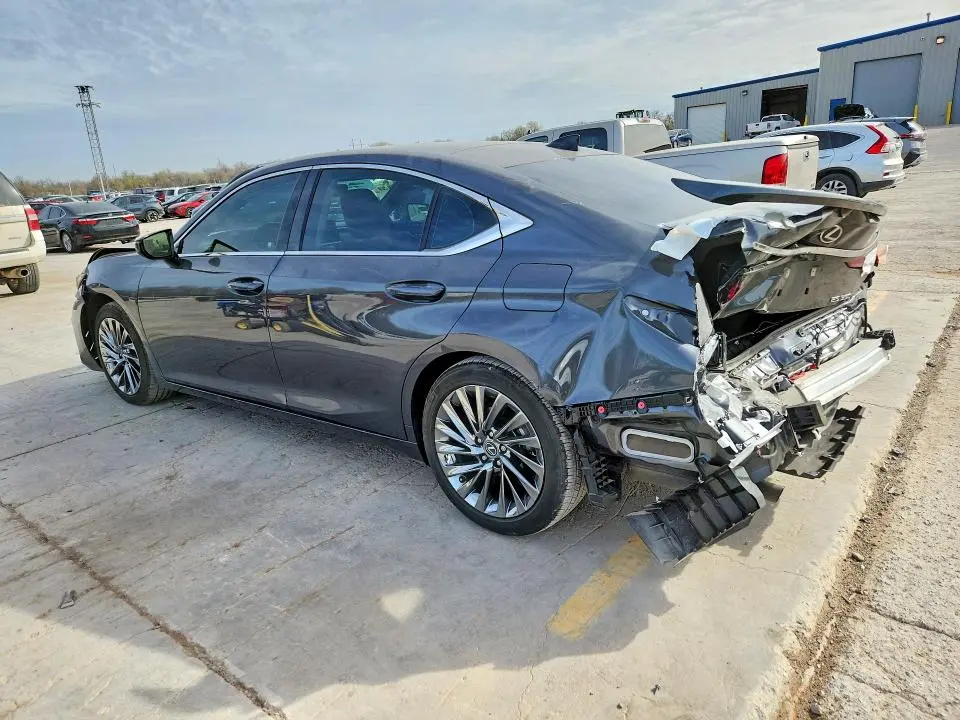 2025 LEXUS ES 350 ULTRA LUXURY  