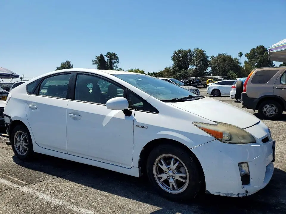 2010 TOYOTA PRIUS II  
