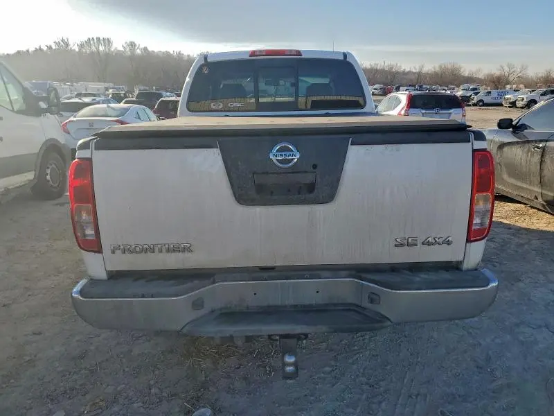 2010 NISSAN FRONTIER KING CAB SE  
