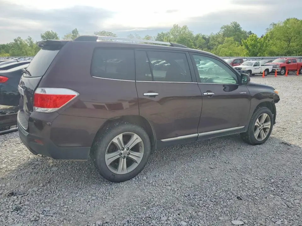 2011 TOYOTA HIGHLANDER LIMITED  