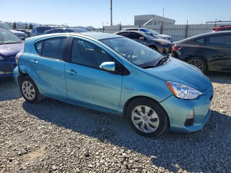 2013 TOYOTA PRIUS C ONE  
