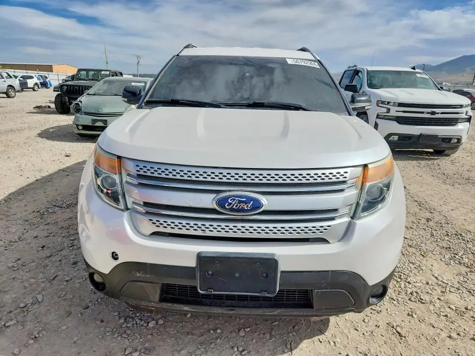 2015 FORD EXPLORER XLT  