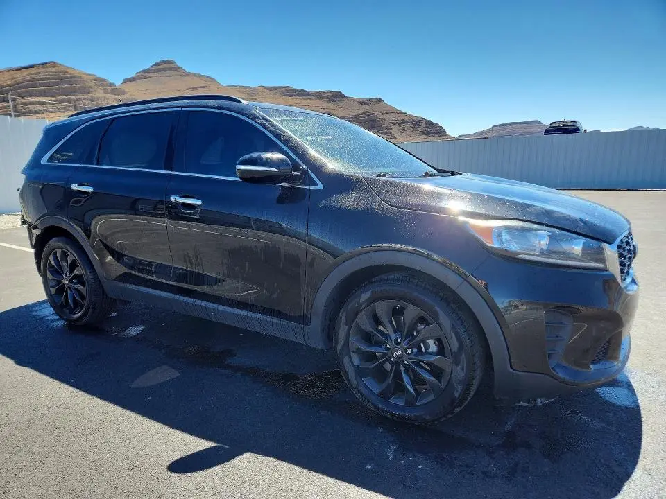 2020 KIA SORENTO S  