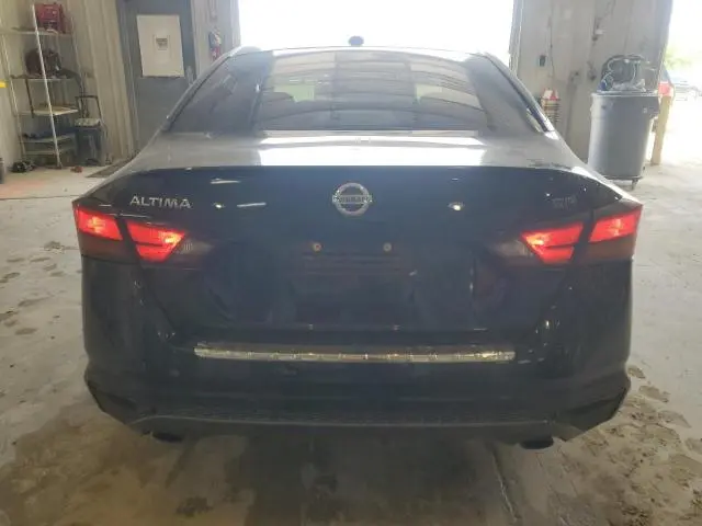 2021 NISSAN ALTIMA SR  
