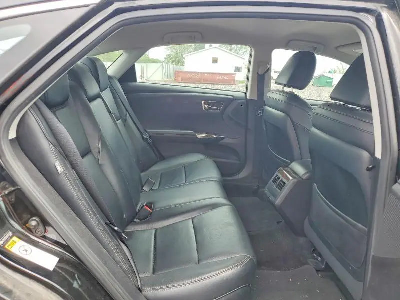 2015 TOYOTA AVALON XLE  