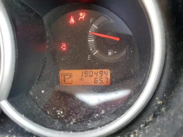 2011 NISSAN VERSA S