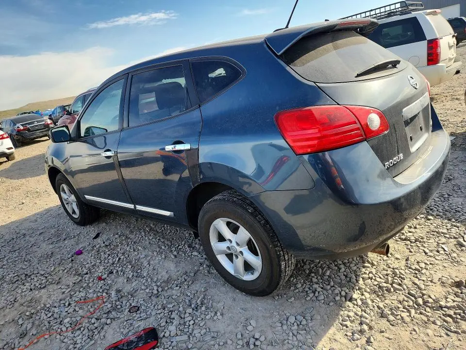 2013 NISSAN ROGUE S  