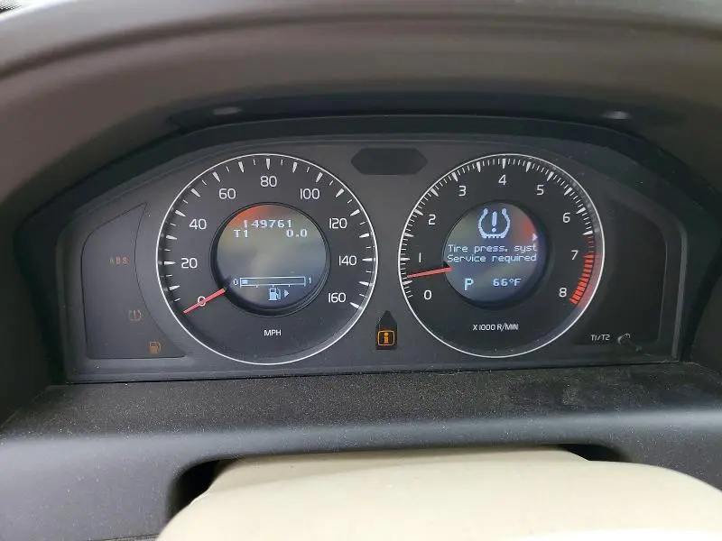 2010 VOLVO XC60 3.2  