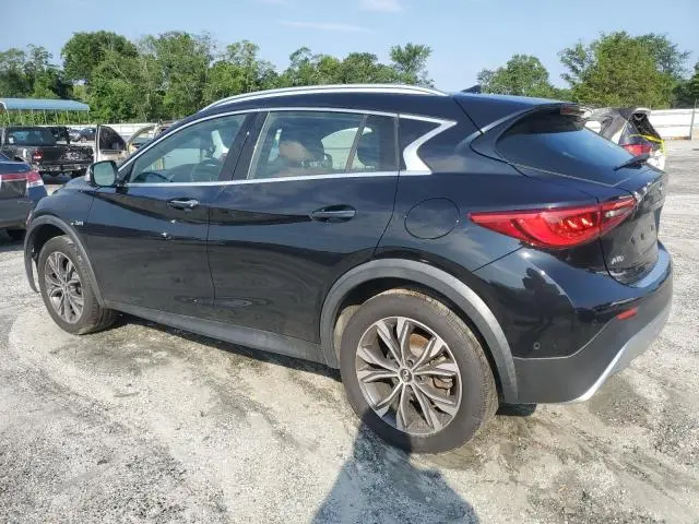2017 INFINITI QX30 BASE  