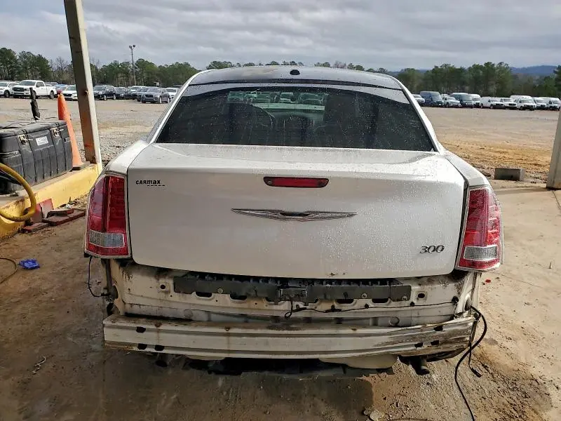 2011 CHRYSLER 300 LIMITED  
