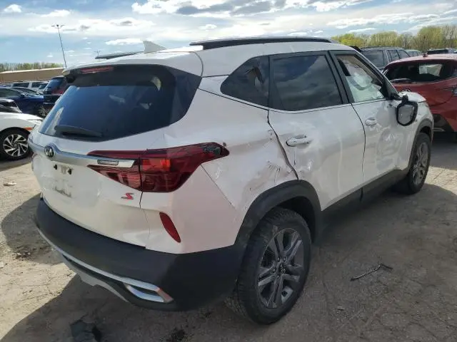 2021 KIA SELTOS S  