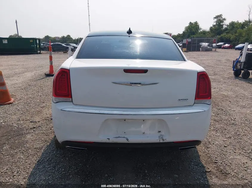 2015 CHRYSLER 300 LIMITED