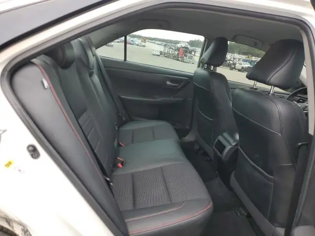 2015 TOYOTA CAMRY LE  