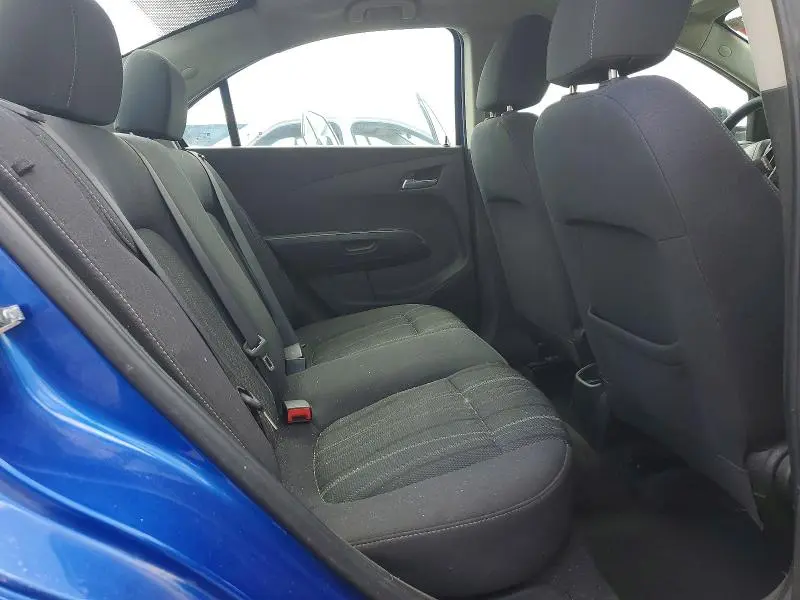 2016 CHEVROLET SONIC LT  