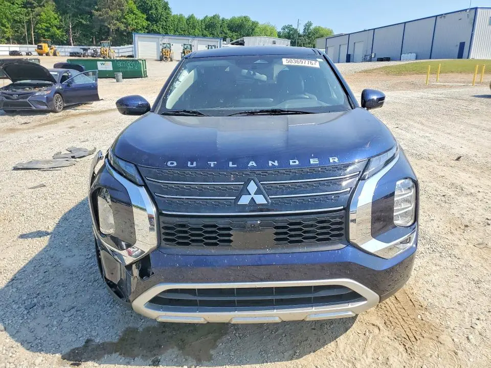 2023 MITSUBISHI OUTLANDER SE  