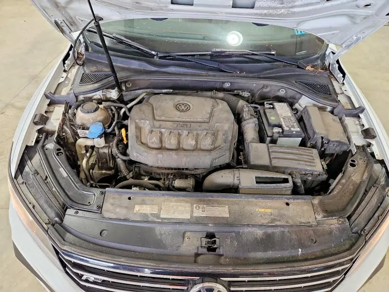 2018 VOLKSWAGEN PASSAT S  