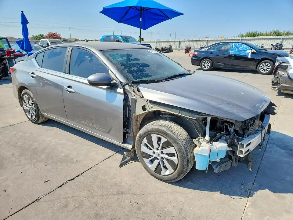 2023 NISSAN ALTIMA S  