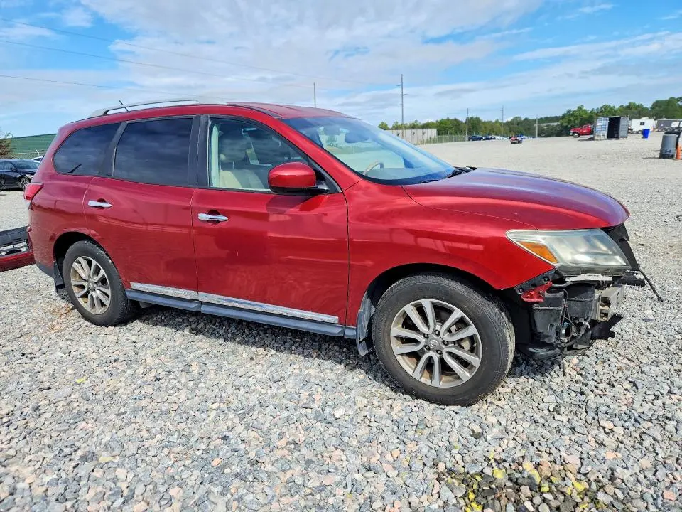 2015 NISSAN PATHFINDER SL  