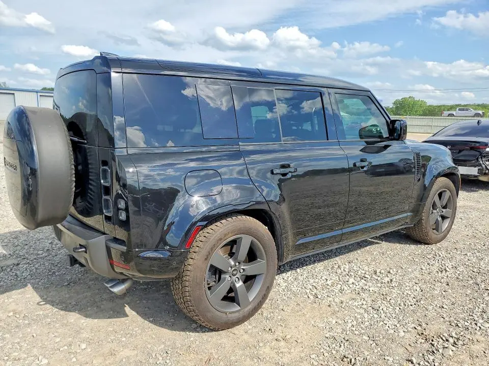 2025 LAND ROVER DEFENDER 110  