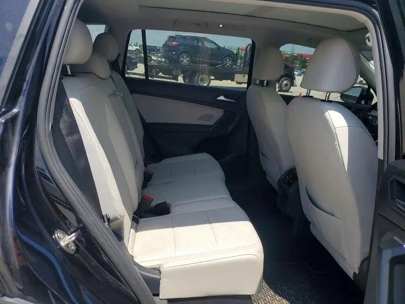 2020 VOLKSWAGEN TIGUAN SE  