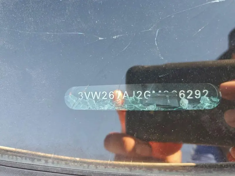 2016 VOLKSWAGEN JETTA S  