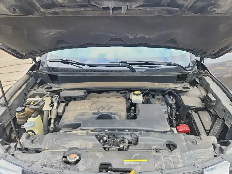 2019 NISSAN PATHFINDER SV  