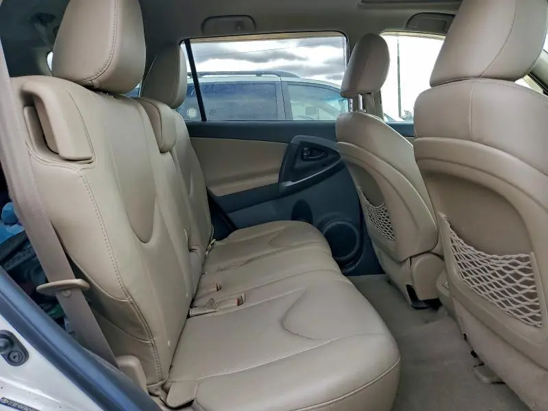 2011 TOYOTA RAV4 LIMITED  