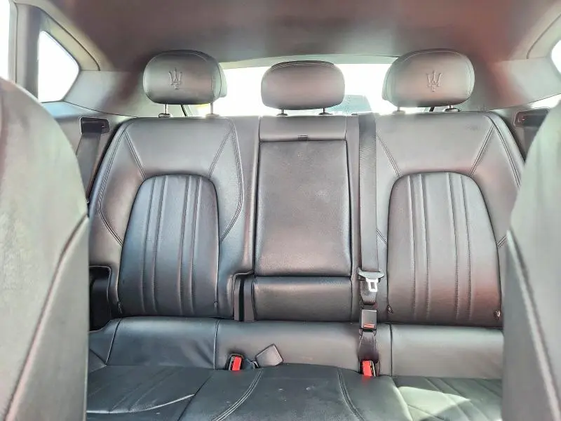 2020 MASERATI LEVANTE S  