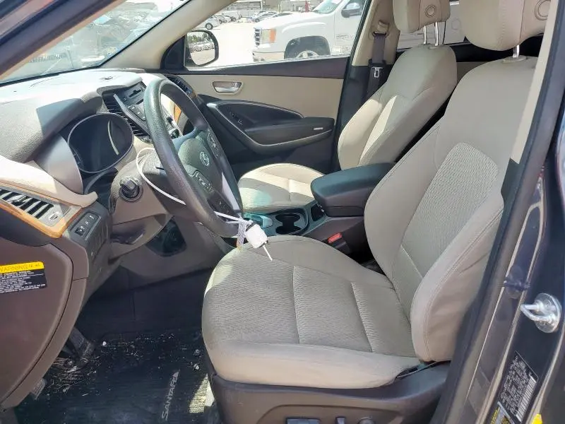 2016 HYUNDAI SANTA FE SE  