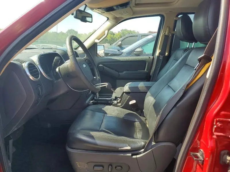 2010 FORD EXPLORER XLT  