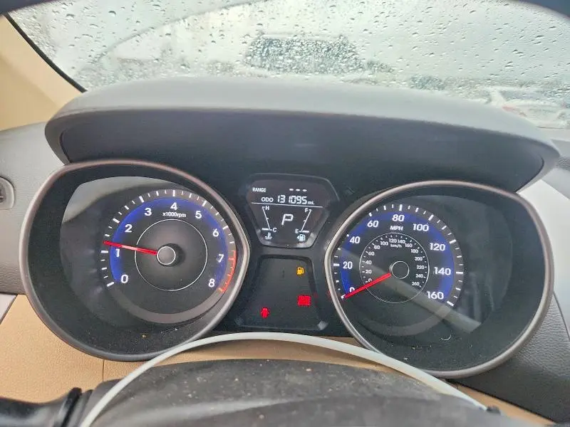 2012 HYUNDAI ELANTRA LIMITED  