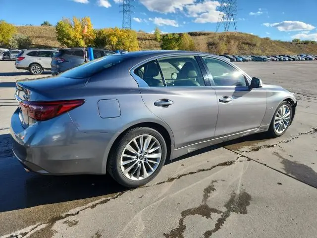 2018 INFINITI Q50 LUXE  