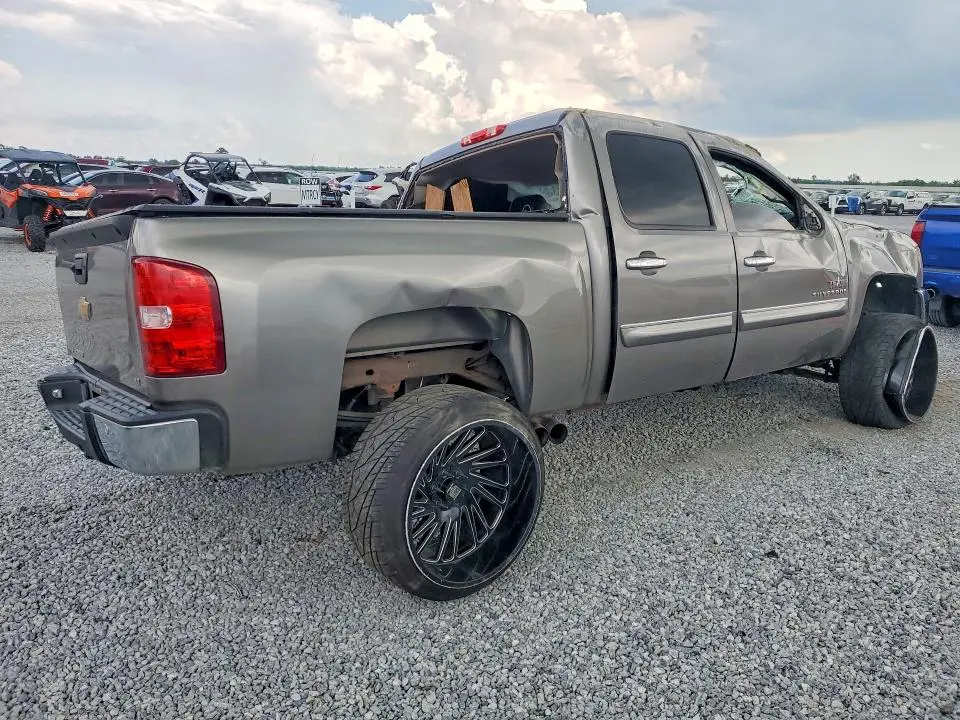 2013 CHEVROLET SILVERADO C1500 LT  