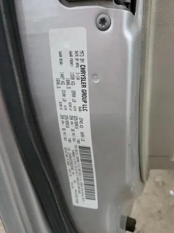 2010 DODGE GRAND CARAVAN SE  