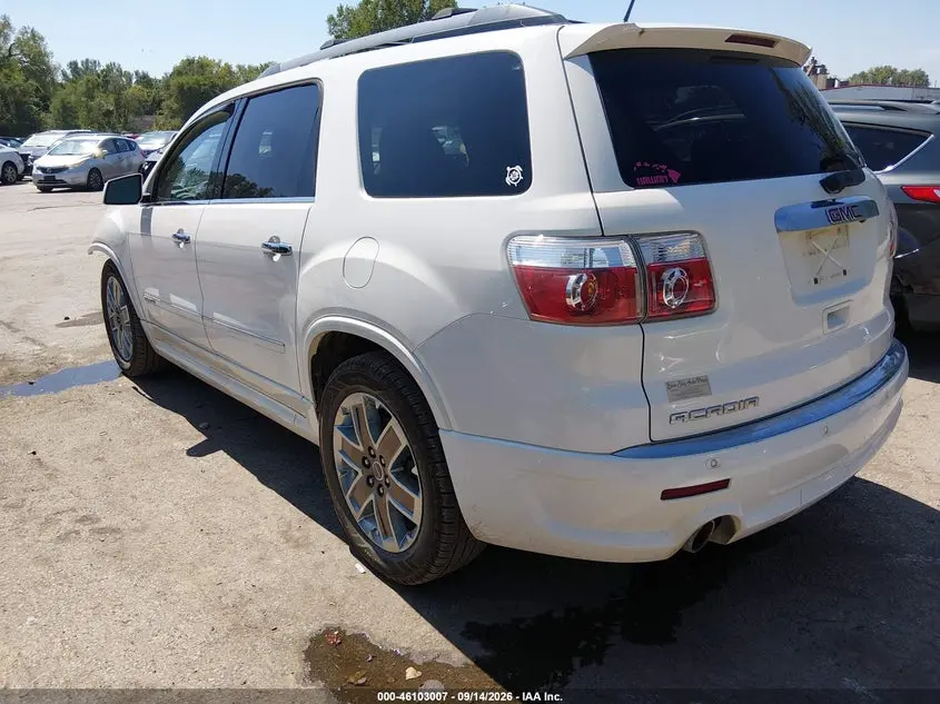 2011 GMC ACADIA DENALI