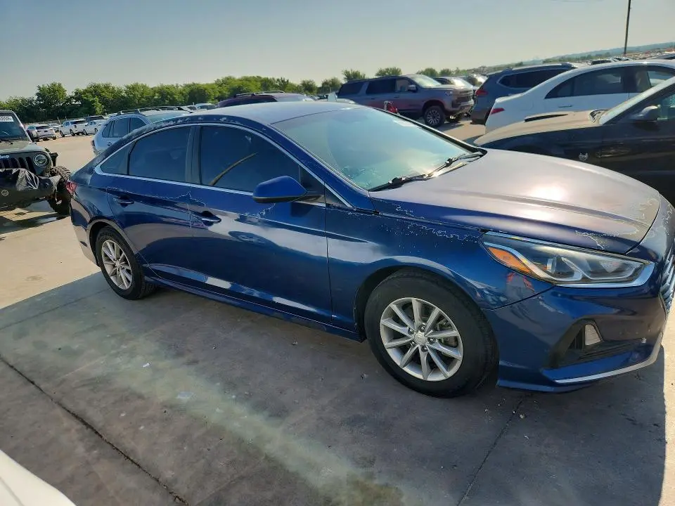 2018 HYUNDAI SONATA SE  