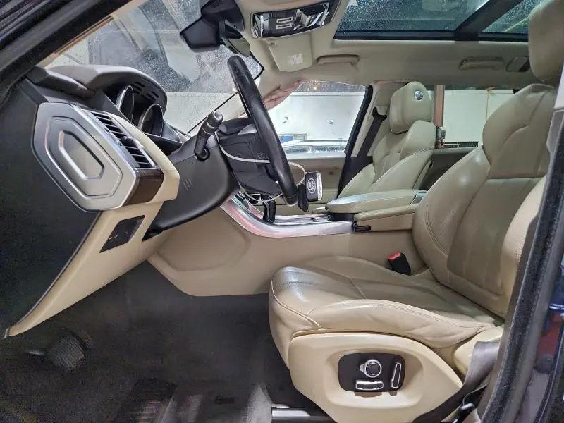 2017 LAND ROVER RANGE ROVER SPORT HSE  