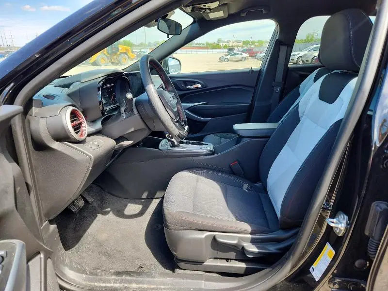 2025 CHEVROLET TRAX 1RS  