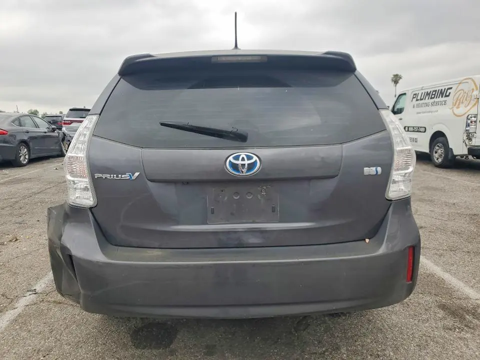 2013 TOYOTA PRIUS V FIVE  