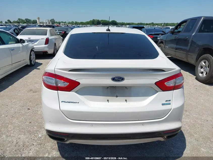 2016 FORD FUSION SE
