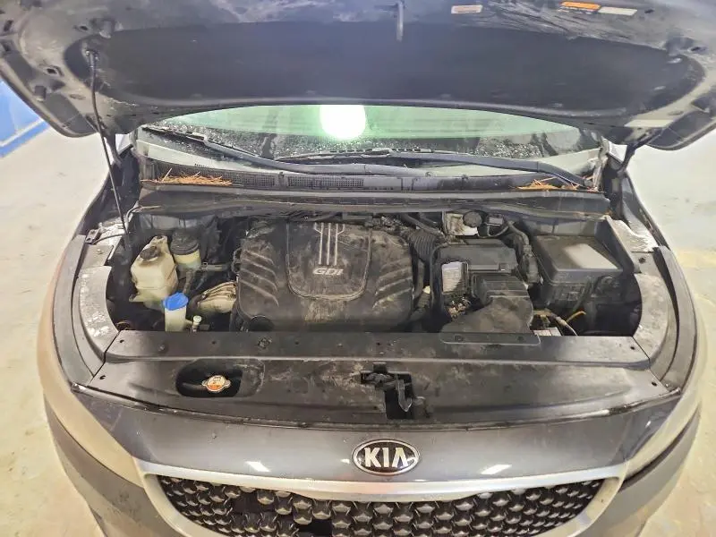 2018 KIA SEDONA LX  
